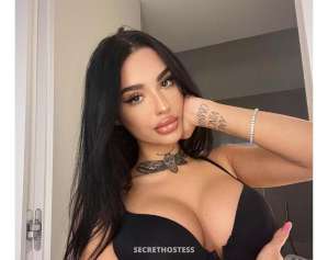 Yasmine i am new in town in East Anglia
