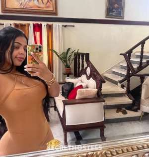 26 year old Colombian Escort in San Fernando Valley CA Hola amor vamos pasarla rico estoy disponible