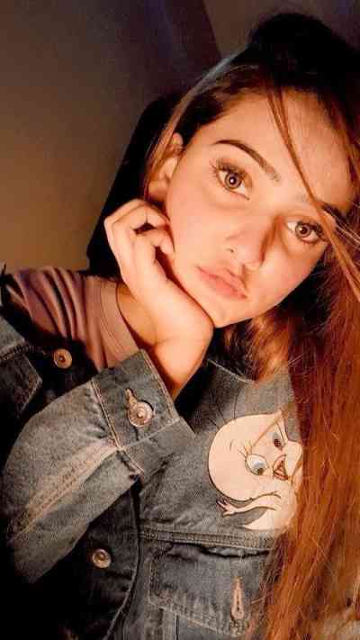 25Yrs Old Escort 51KG 169CM Tall Karachi Image - 2
