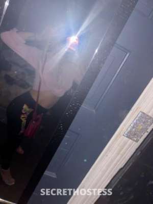 27 year old Escort in Harrisburg PA here to fulfill your destini