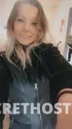 31 year old Escort in South Bend IN IM back! Skye Starr❤ ME you all keep dreaming about