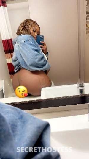 22 year old Escort in Rochester NY ? PUSSY PRETTY N TIGHT? FUCK ME GOOD ? CAN I RIDE YOU DADDY?