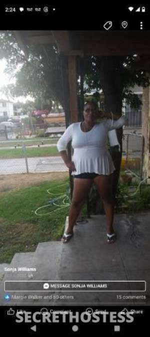 56 year old American Escort in Los Angeles CA Come take a ride with the SEXY FREAK NIK