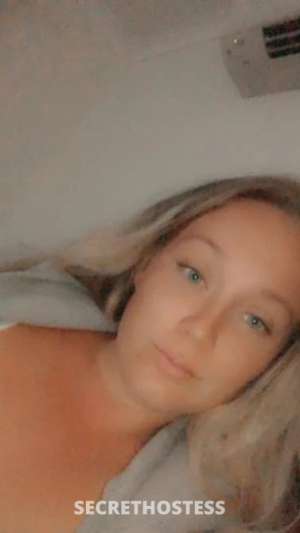 Big titties and big bum young yummy mummy milf with a daddy  in Sunshine Coast