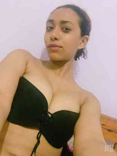 21 year old Egyptian Escort in Alexandria Mona