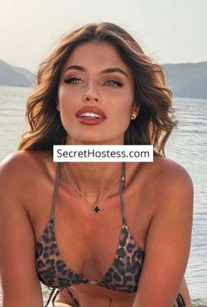 21 year old Caucasian Escort in Rome Vita, Agency