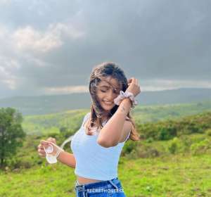 24 year old Escort in Surat Prerna, escort