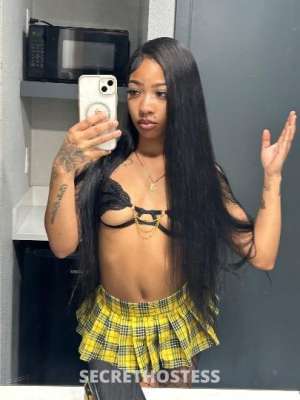 20 year old Escort in Tacoma WA milk chocoloate treat available 24/7