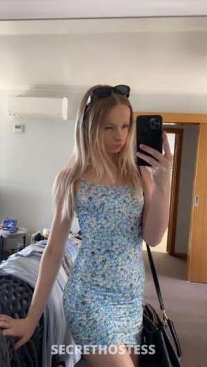 — cute small blonde in launceston area —, Launceston in Launceston