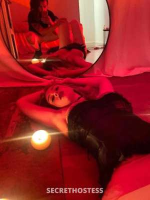 30 year old Escort in Melbourne In the city come see us, Melbourne CBD