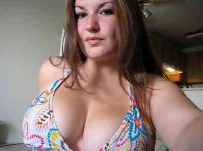 29 year old Escort in Alton I am available for hookup