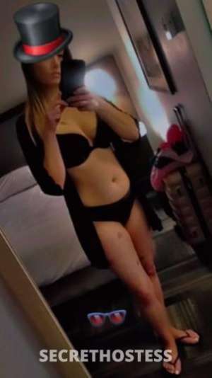 41 year old American Escort in Louisville KY Hey Guys! Incalls Available Off Blankenbaker/East Louisville