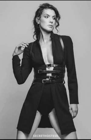 28 year old Escort in London Nicole