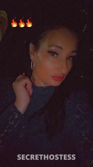 27 year old Escort in Biloxi MS Southern beauty ? NO black guys! Classy