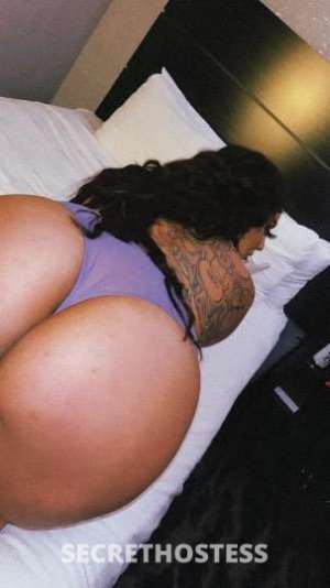 25 year old Latino Escort in San Fernando Valley CA Hot latina holiday special