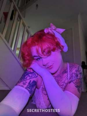 Curvy tattooed nymph with two tongues ready to serve, Perth in Perth
