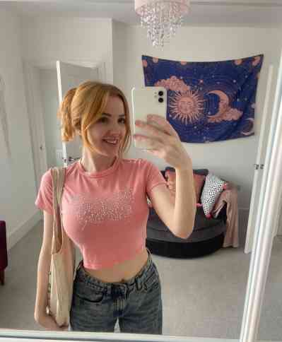 I am available for both Incall and outcall contact me 🥰 in Cambridge OH