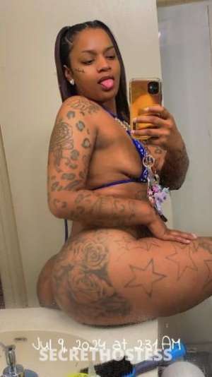 28 year old Escort in Fresno CA Deep Throat Goddess