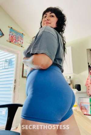 32 year old Escort in Nashville TN Bonjour ! a perfect combination of petite, sweet and exotic