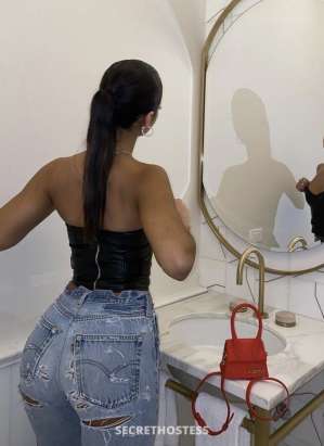 22 year old Escort in Alexandria Sara, escort