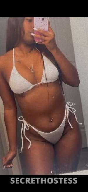22 year old Latino Escort in Laredo TX chica latina