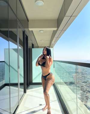 26Yrs Old Escort 165CM Tall Dubai Image - 1