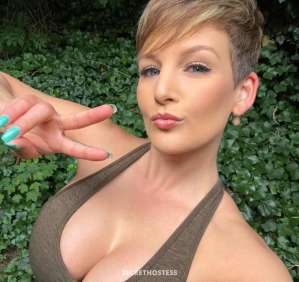 Freaky bad bitch in town in independent escort girl in:  Calgary