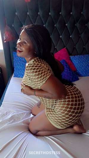 Anji, escort in Mombasa