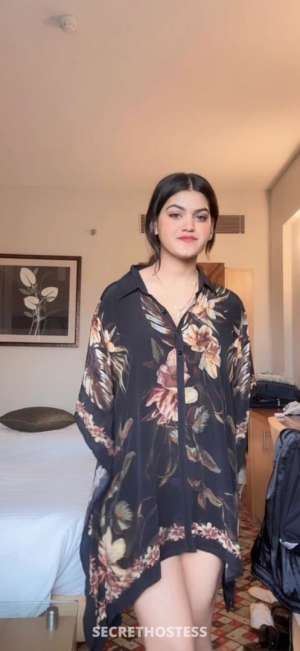 22Yrs Old Escort 167CM Tall Muscat Image - 4
