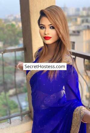 Amira, Independent in Pune