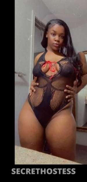 21 year old Escort in Baton Rouge LA Come start the new year with a sexy chick nice and wet