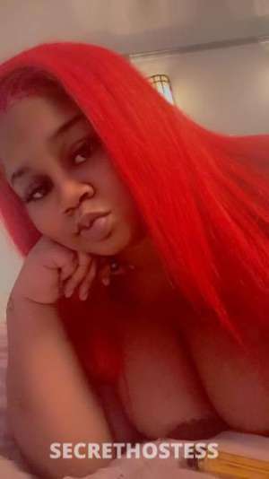 23 year old French Escort in Milwaukee WI bbw cutie here. ?? Waterpark &amp; eater land?? reserve 