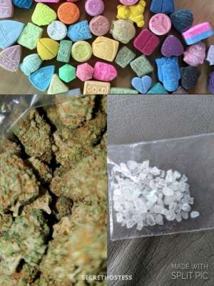 28 year old Caucasian Escort in Iowa City IA - [ ] down for fun and sell