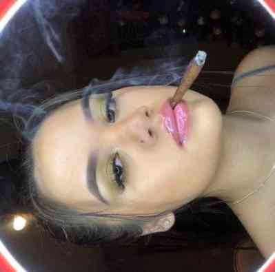 25Yrs Old Escort Asheville NC Image - 3