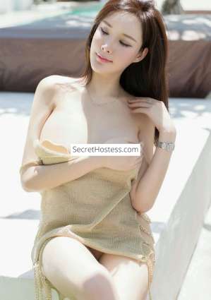 22 year old Chinese Escort in Catford - SE6 London Lili Asia Massage In Penge Se20