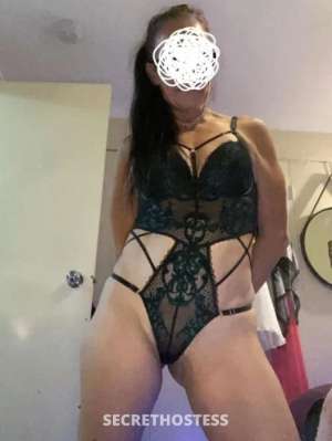 Luscious Libby can host Molendinar ONLY EVENINGS, Ashmore in Gold Coast