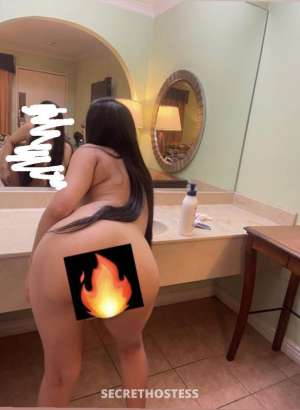 22 year old Escort in Los Angeles CA Pretty petite