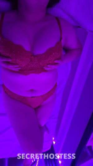 27 year old Latino Escort in Toronto ?? A sexy Latina experience