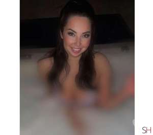 STUNNER FROM LONDON NAUGHTY AND CLASSY!, Independent in Cheshire East