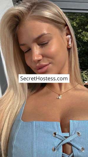 Selena 23Yrs Old Escort 56KG 168CM Tall Trento Image - 3