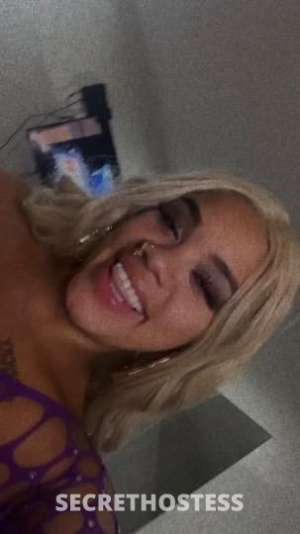 23 year old Escort in Los Angeles CA I suck ? you Bust