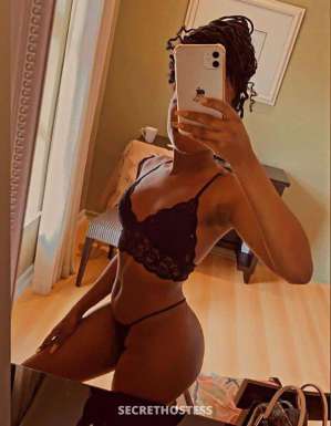23Yrs Old Escort 156CM Tall Bangkok Image - 1