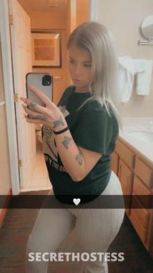 22 year old Escort in Denver CO incalls in DTC ? and outcalls available ? dont waste my time