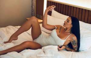 Sexy curvy escort xxx- curves too die for , after genuine  in Gold Coast