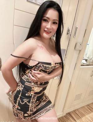 25 year old Asian Escort in Doha Mina, escort