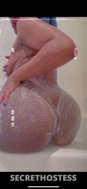 23 year old Escort in Oakland CA Petitelicious