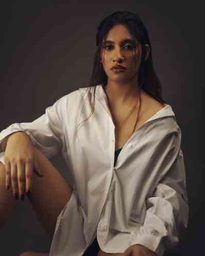21Yrs Old Escort Size 22 50KG 5CM Tall Karachi Image - 1
