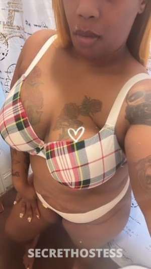 29 year old Escort in Staten Island NY Come get a taste of honey