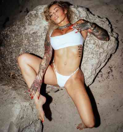 27 year old Escort in Balikesir Hello