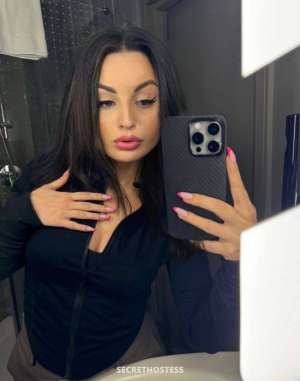 21 year old Escort in London Obsidian Queen - Vicky, escort